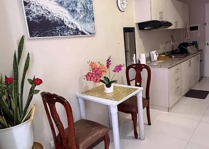 Sunvida Tower Staycation Unit 2503-2504 4* Cebu