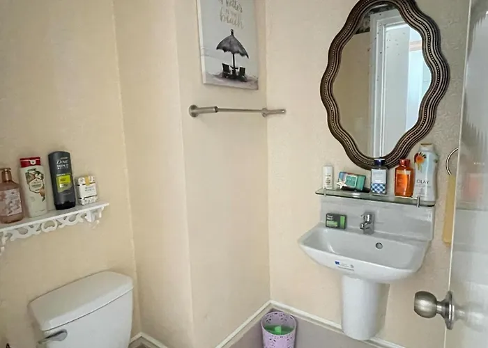 Sunvida Tower Staycation Unit 2503-2504 4* Cebu